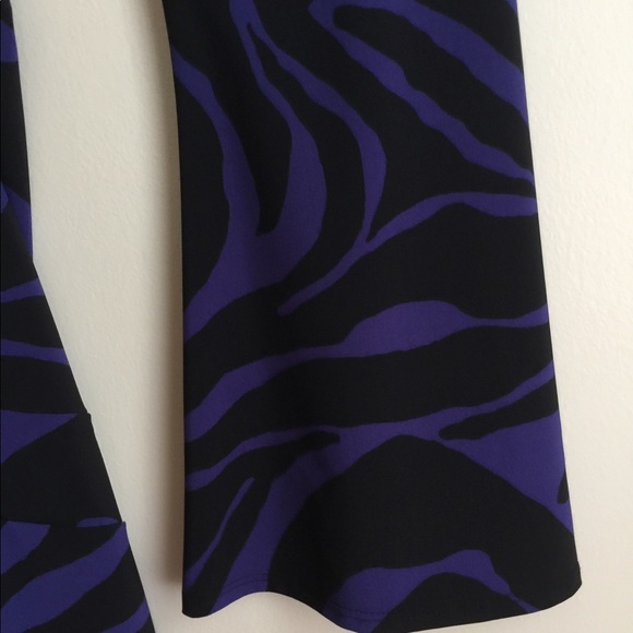 VS Moda International Dress - Picture 3 of 3